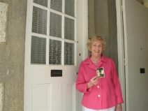 Mrs Muriel Blandford with her childhood photo